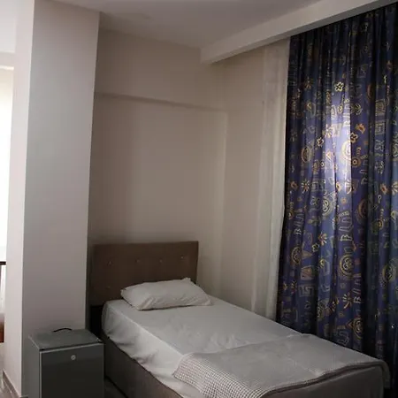 Hotel Konuk 2*